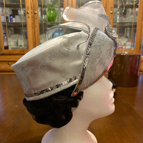 Hat - Picture 2 of 4